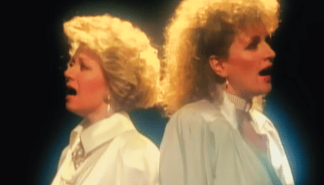 Elaine Paige Barbara Dickson I Know Him So Well